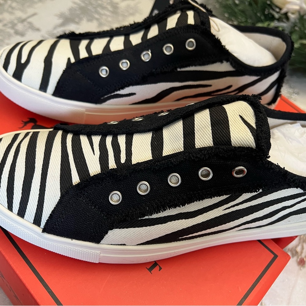 Montana West Black and White Zebra Sneakers